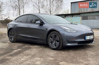 Седан Tesla Model 3 2021 в 