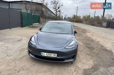 Седан Tesla Model 3 2021 в 
