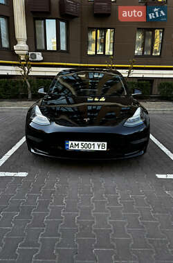 Седан Tesla Model 3 2019 в 