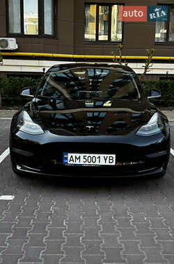 Седан Tesla Model 3 2019 в 