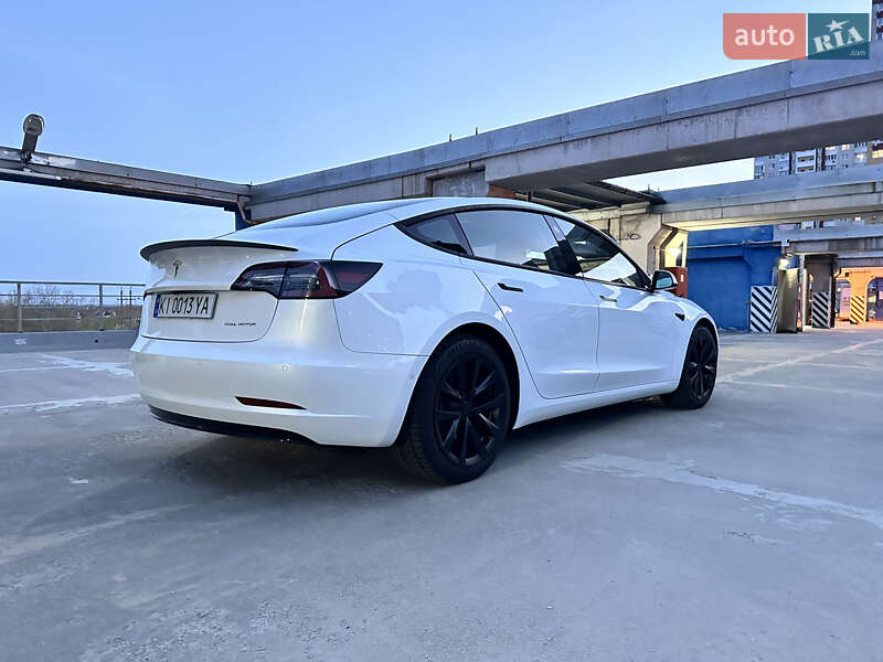 Tesla Model 3 2021