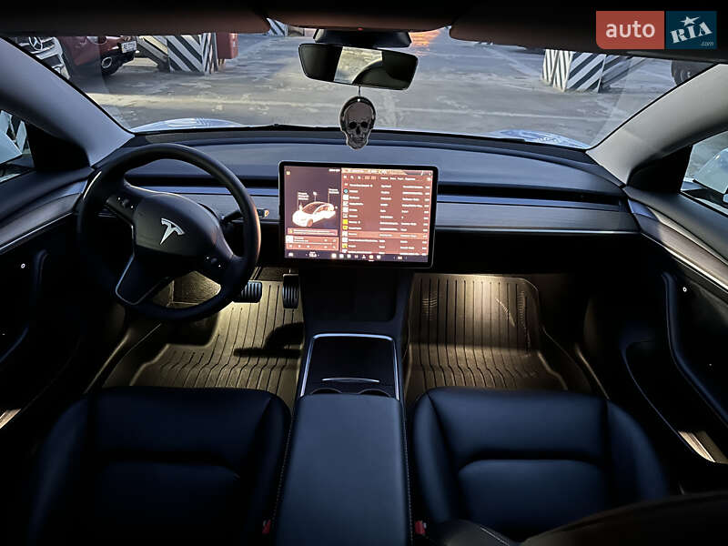 Седан Tesla Model 3 2021 в Киеве фото 12 Седан Tesla Model 3 2021 в Киеве