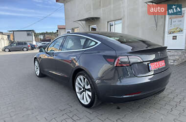 Седан Tesla Model 3 2018 в 