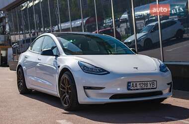 Седан Tesla Model 3 2019 в 