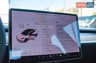 Седан Tesla Model 3 2019 в 