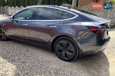 Седан Tesla Model 3 2018 в 