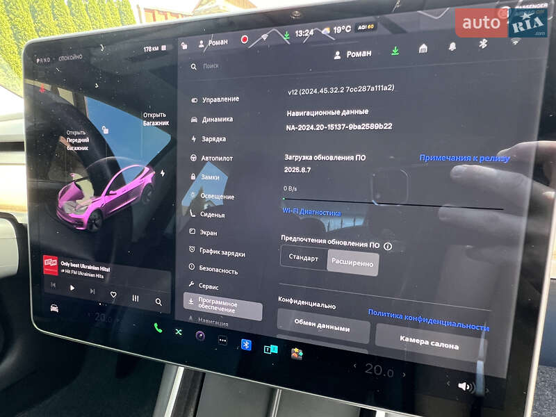 Седан Tesla Model 3 2018 в Самборе