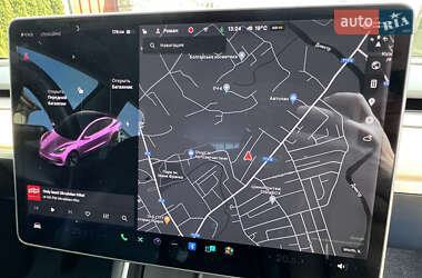 Седан Tesla Model 3 2018 в 