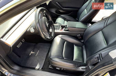 Седан Tesla Model 3 2018 в 