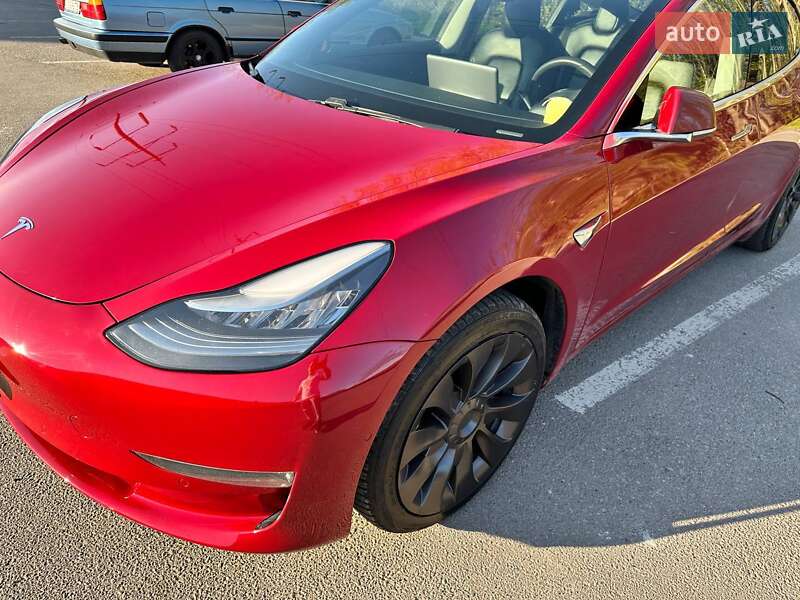 Седан Tesla Model 3 2019 в Днепре