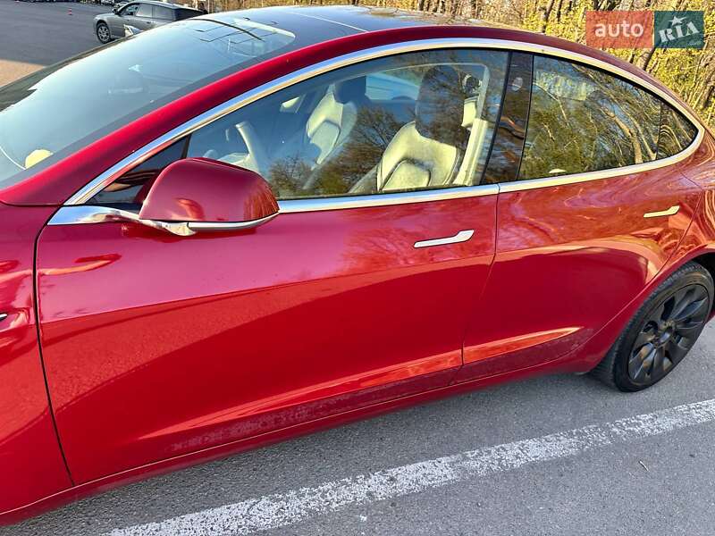 Седан Tesla Model 3 2019 в Днепре