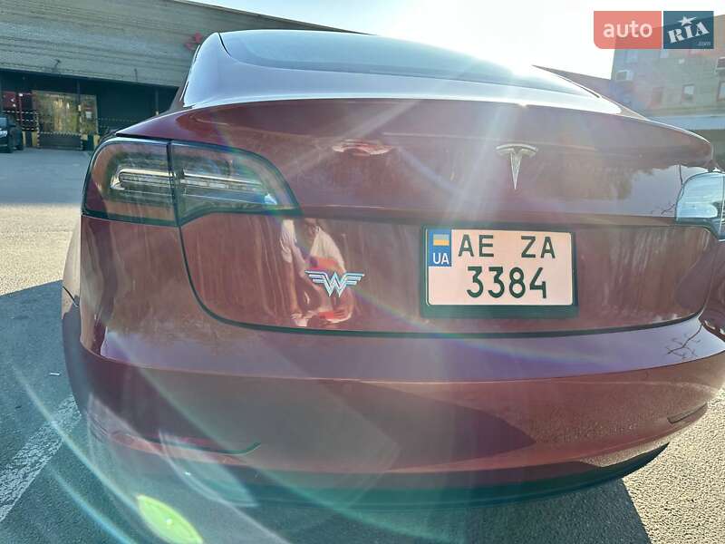 Седан Tesla Model 3 2019 в Днепре