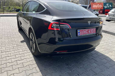 Седан Tesla Model 3 2019 в 
