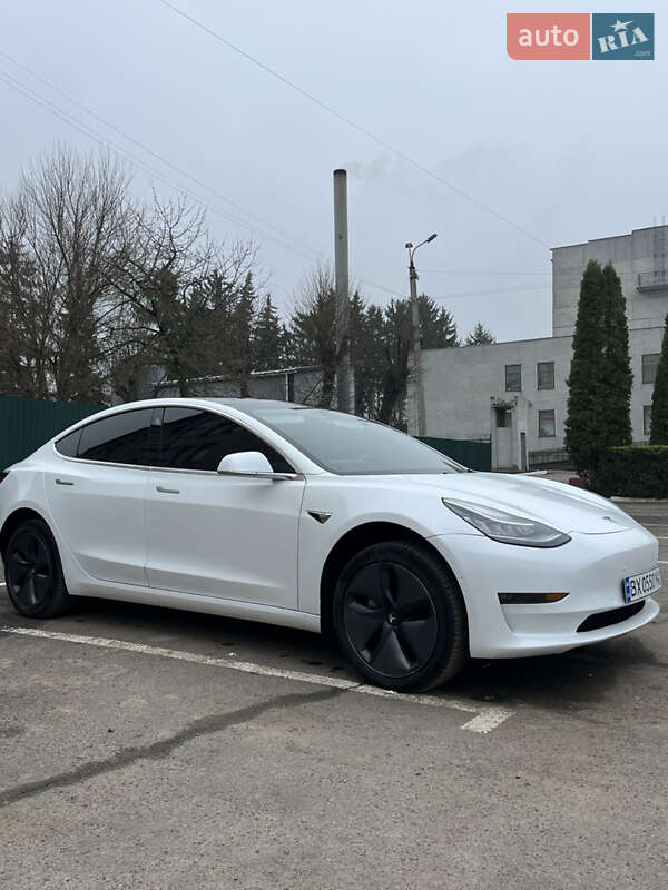Седан Tesla Model 3 2018 в Хмельницькому