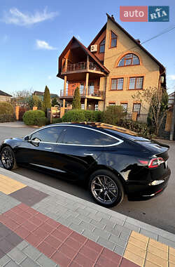 Седан Tesla Model 3 2019 в Білій Церкві