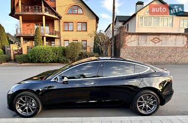 Седан Tesla Model 3 2019 в Білій Церкві