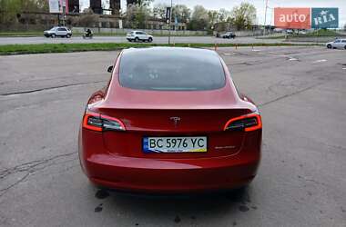 Седан Tesla Model 3 2019 в Львове