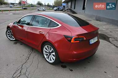 Седан Tesla Model 3 2019 в Львове