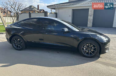 Седан Tesla Model 3 2018 в 