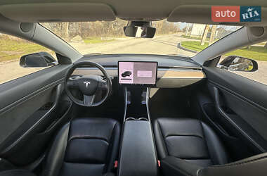 Седан Tesla Model 3 2018 в 