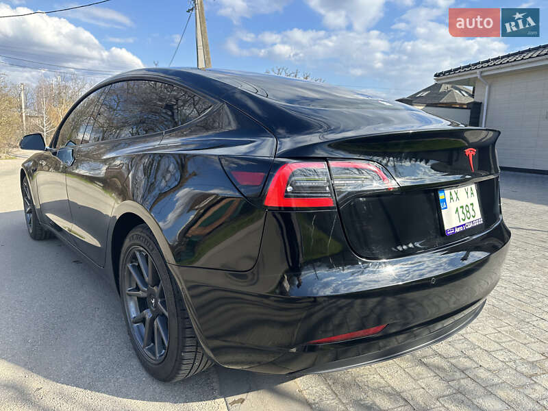 Седан Tesla Model 3 2018 в Харькове