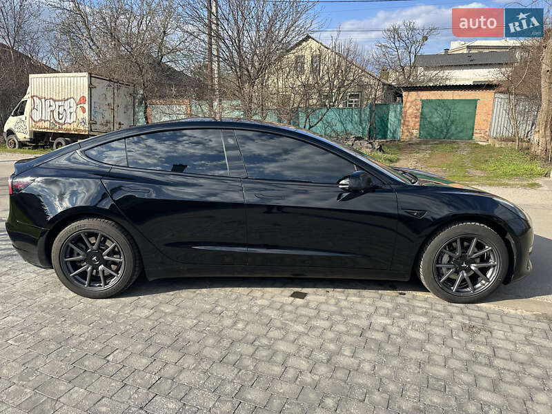 Седан Tesla Model 3 2018 в Харькове