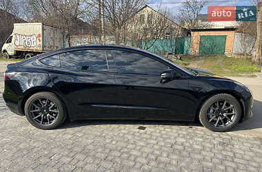 Седан Tesla Model 3 2018 в 