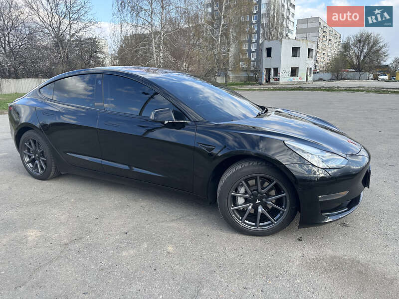 Седан Tesla Model 3 2018 в Харькове