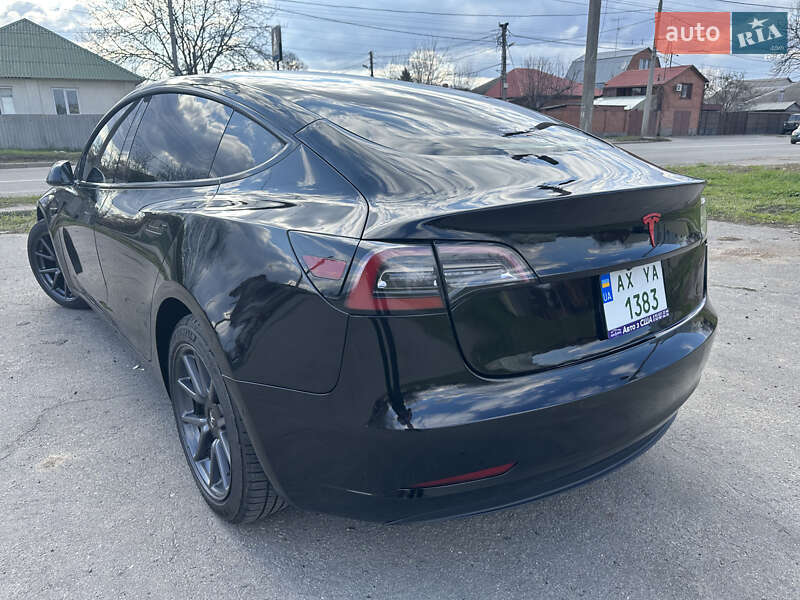 Седан Tesla Model 3 2018 в Харькове