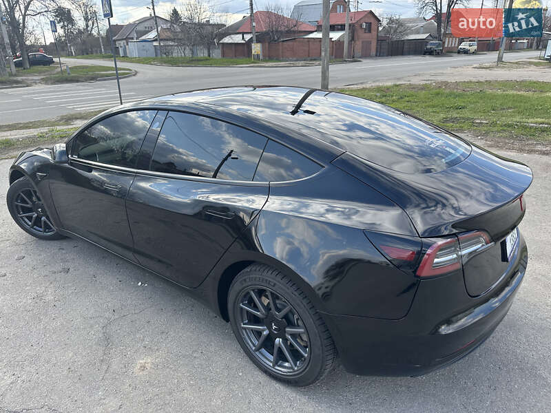 Седан Tesla Model 3 2018 в Харькове
