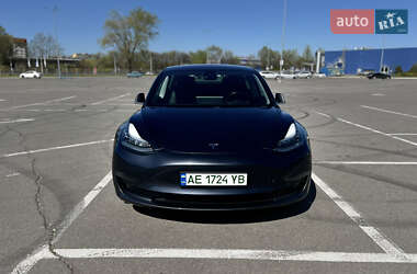 Седан Tesla Model 3 2018 в 