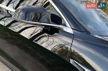 Седан Tesla Model 3 2019 в Ірпені