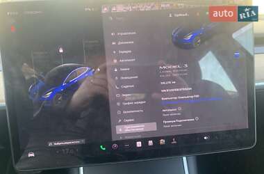 Седан Tesla Model 3 2018 в 