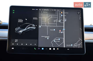 Седан Tesla Model 3 2018 в 