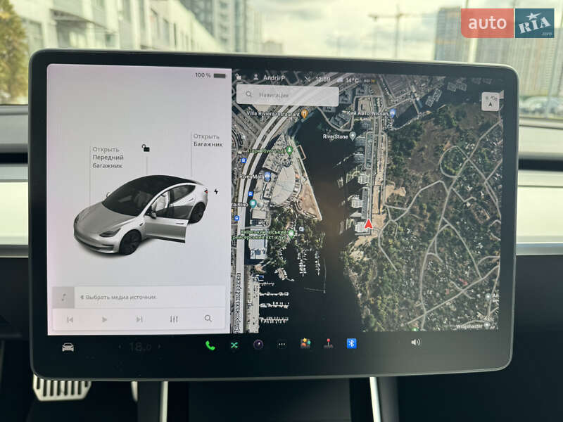 Седан Tesla Model 3 2020 в Києві