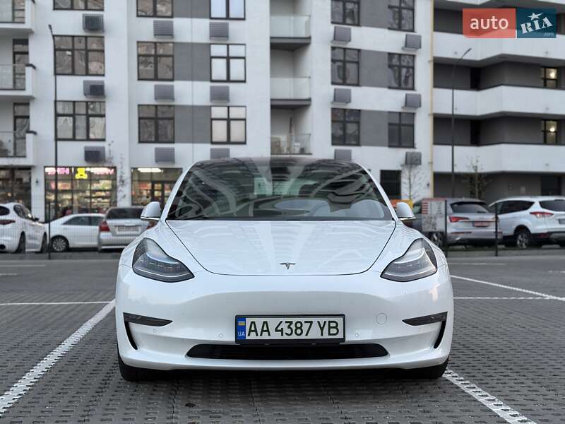 Седан Tesla Model 3 2018 в Киеве фото 29 Седан Tesla Model 3 2018 в Киеве
