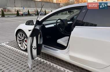 Седан Tesla Model 3 2018 в 