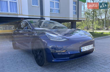 Седан Tesla Model 3 2019 в 