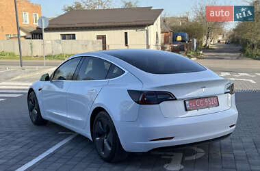 Седан Tesla Model 3 2018 в 