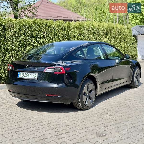 Седан Tesla Model 3 2021 в Виннице