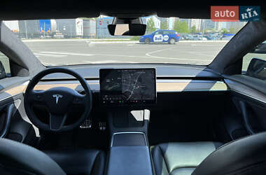 Седан Tesla Model 3 2021 в 