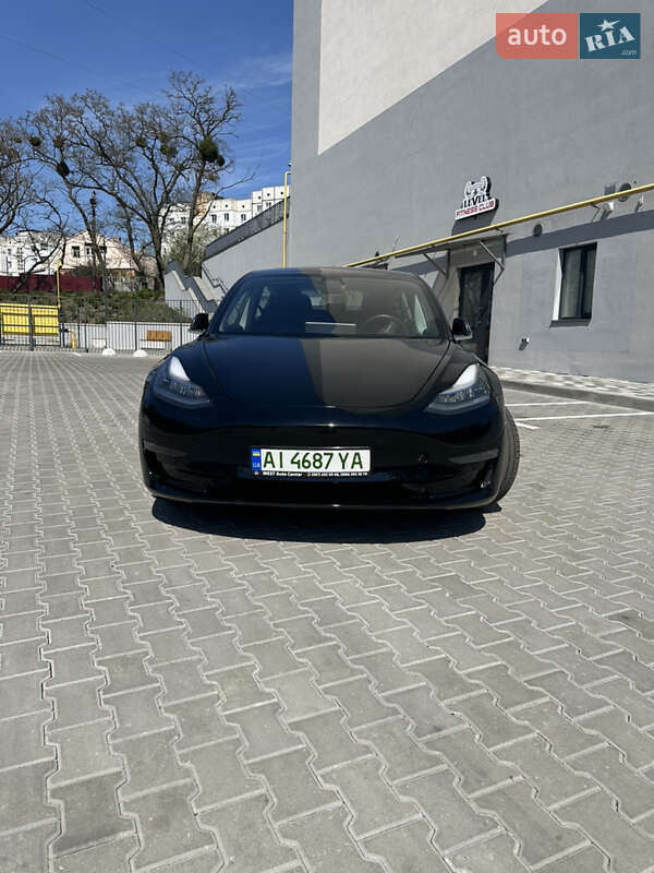 Седан Tesla Model 3 2018 в 