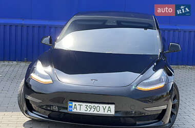 Седан Tesla Model 3 2019 в 
