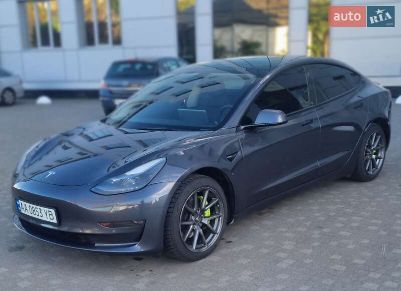 Седан Tesla Model 3 2022 в Василькове