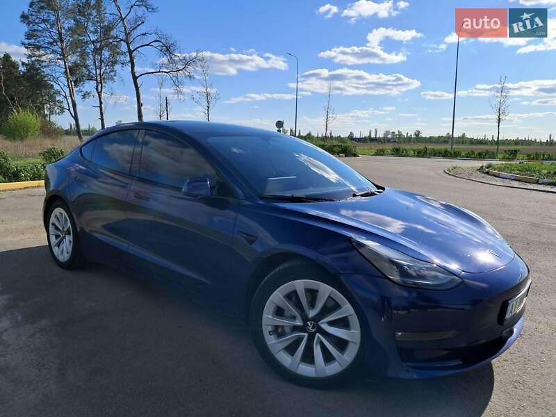 Седан Tesla Model 3 2022 в Немишаево