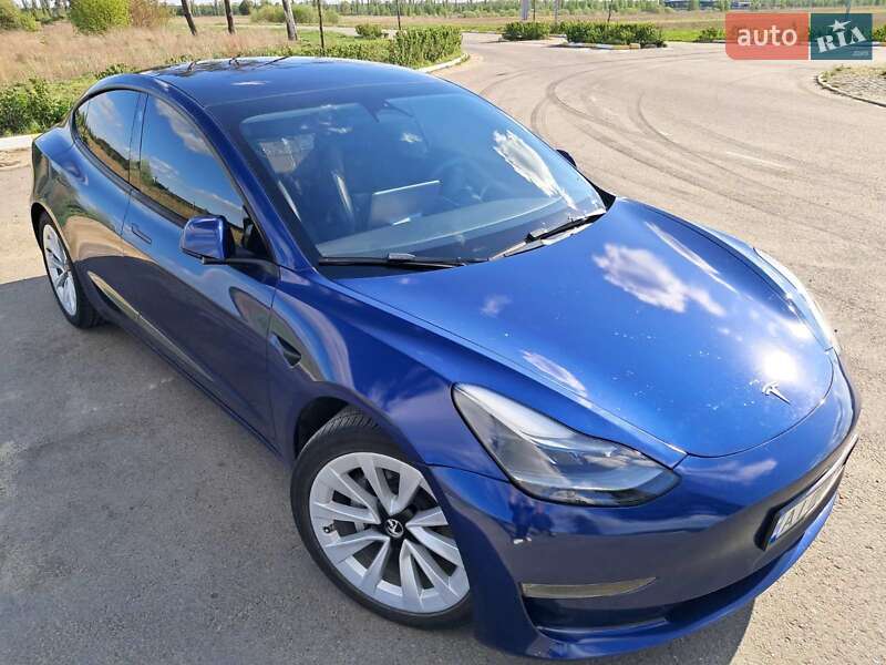 Седан Tesla Model 3 2022 в Немишаево