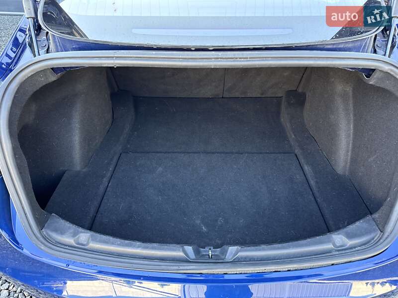 Седан Tesla Model 3 2018 в Луцке