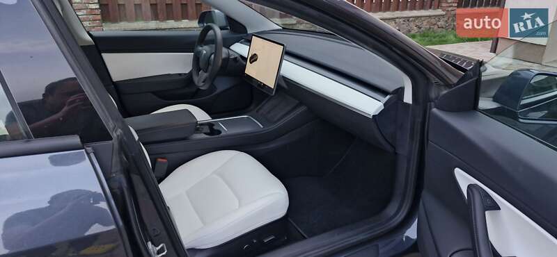 Седан Tesla Model 3 2020 в Львове фото 15 Седан Tesla Model 3 2020 в Львове