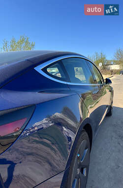 Седан Tesla Model 3 2018 в 