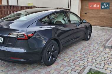 Седан Tesla Model 3 2020 в 